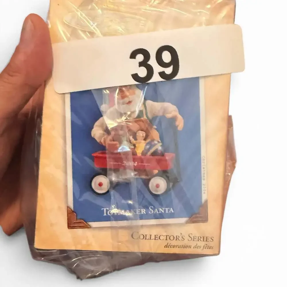 2004 Hallmark Keepsake Ornament Toymaker Santa Collector's Series 5th in Series